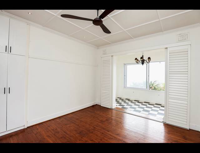 2.5 BEDROOM APARTMENT FOR SALE IN ESSENWOOD